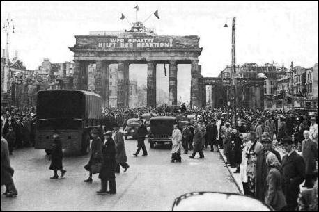 Zeitgeschichte Brandenburger Tor